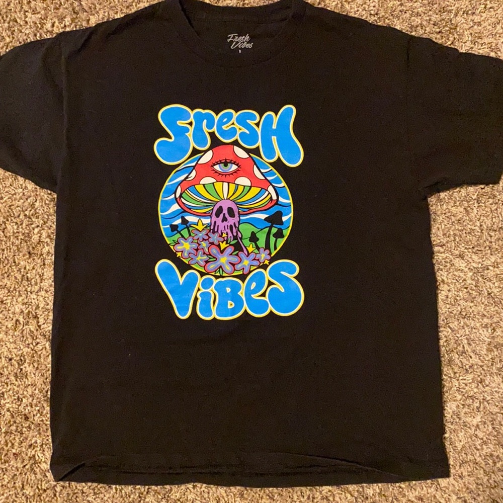 Fresh vibes trippy tee